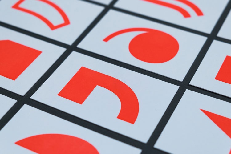 Totalcontent品牌視覺形象設計，讓引號煥發新生